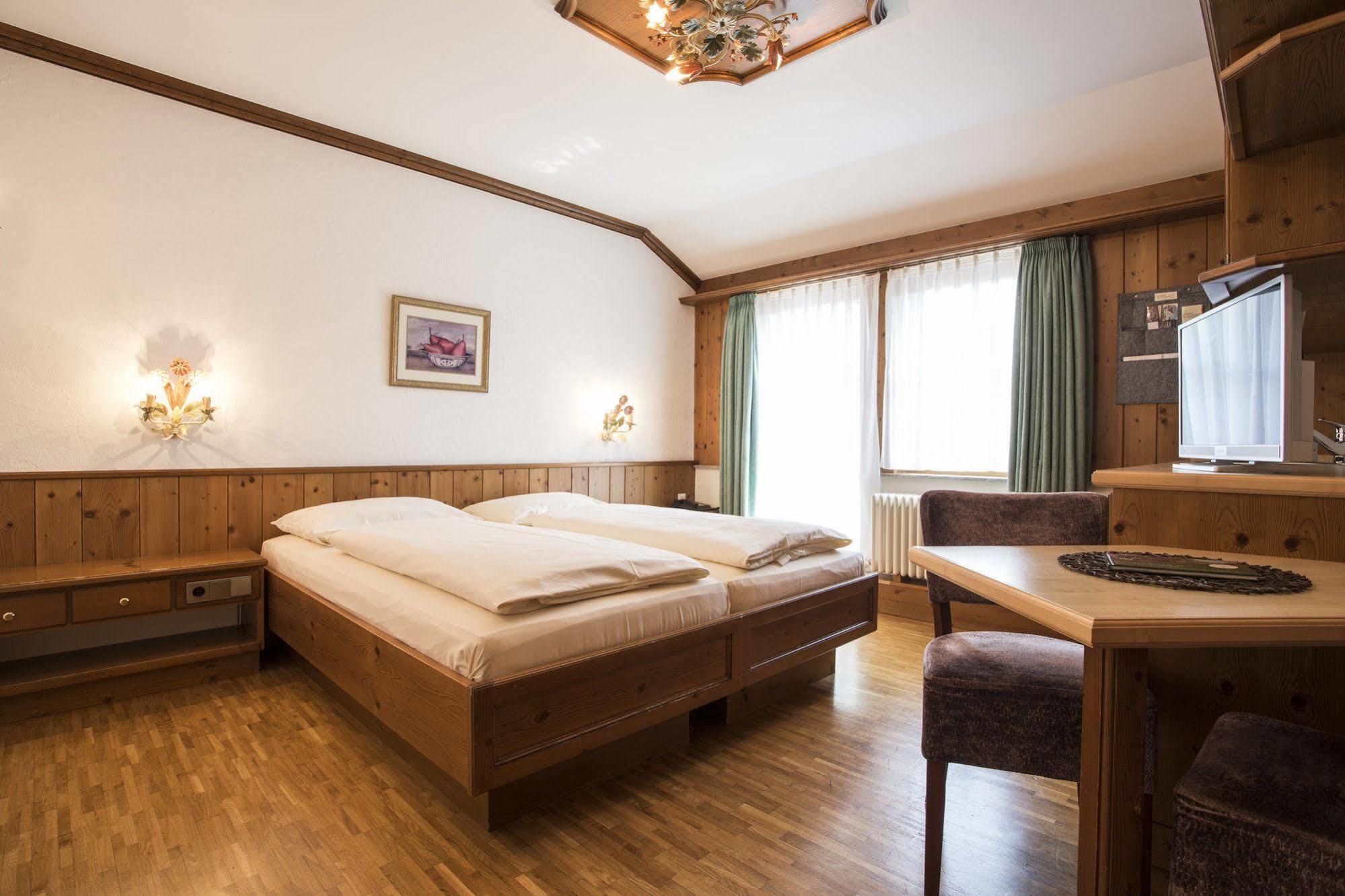 Meiser Rosenstuben Hotel Fichtenau Buitenkant foto