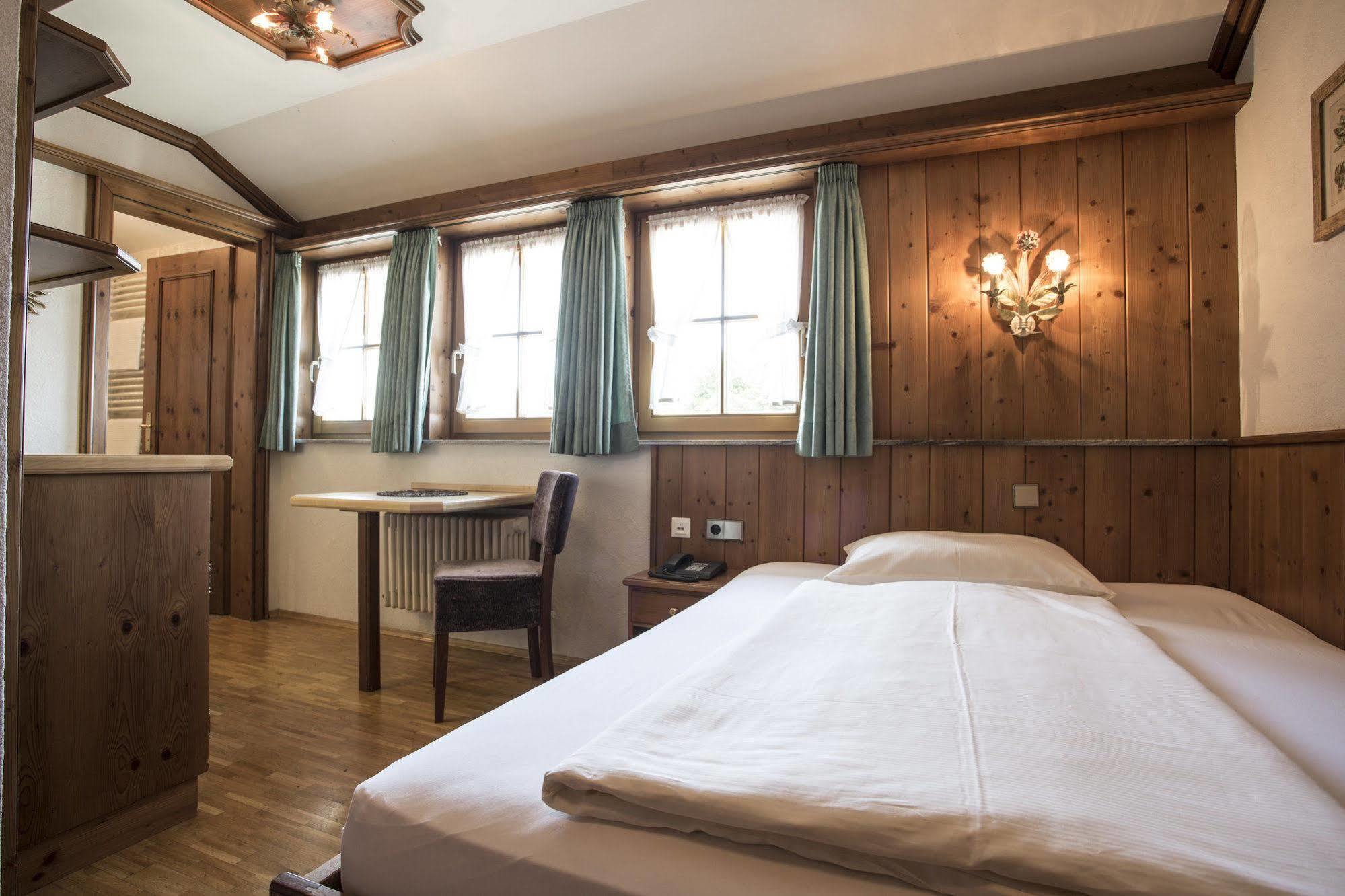 Meiser Rosenstuben Hotel Fichtenau Buitenkant foto