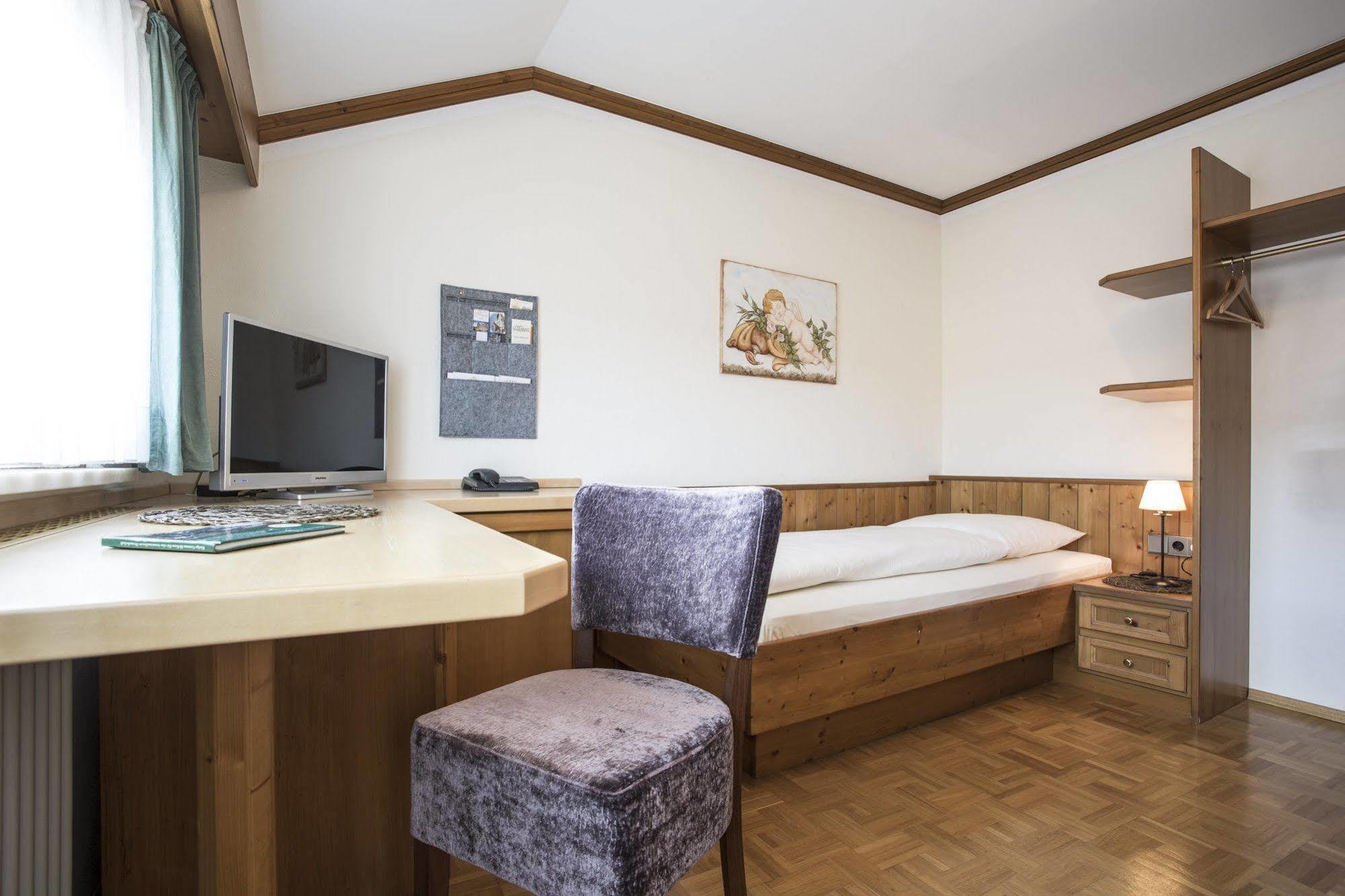 Meiser Rosenstuben Hotel Fichtenau Buitenkant foto
