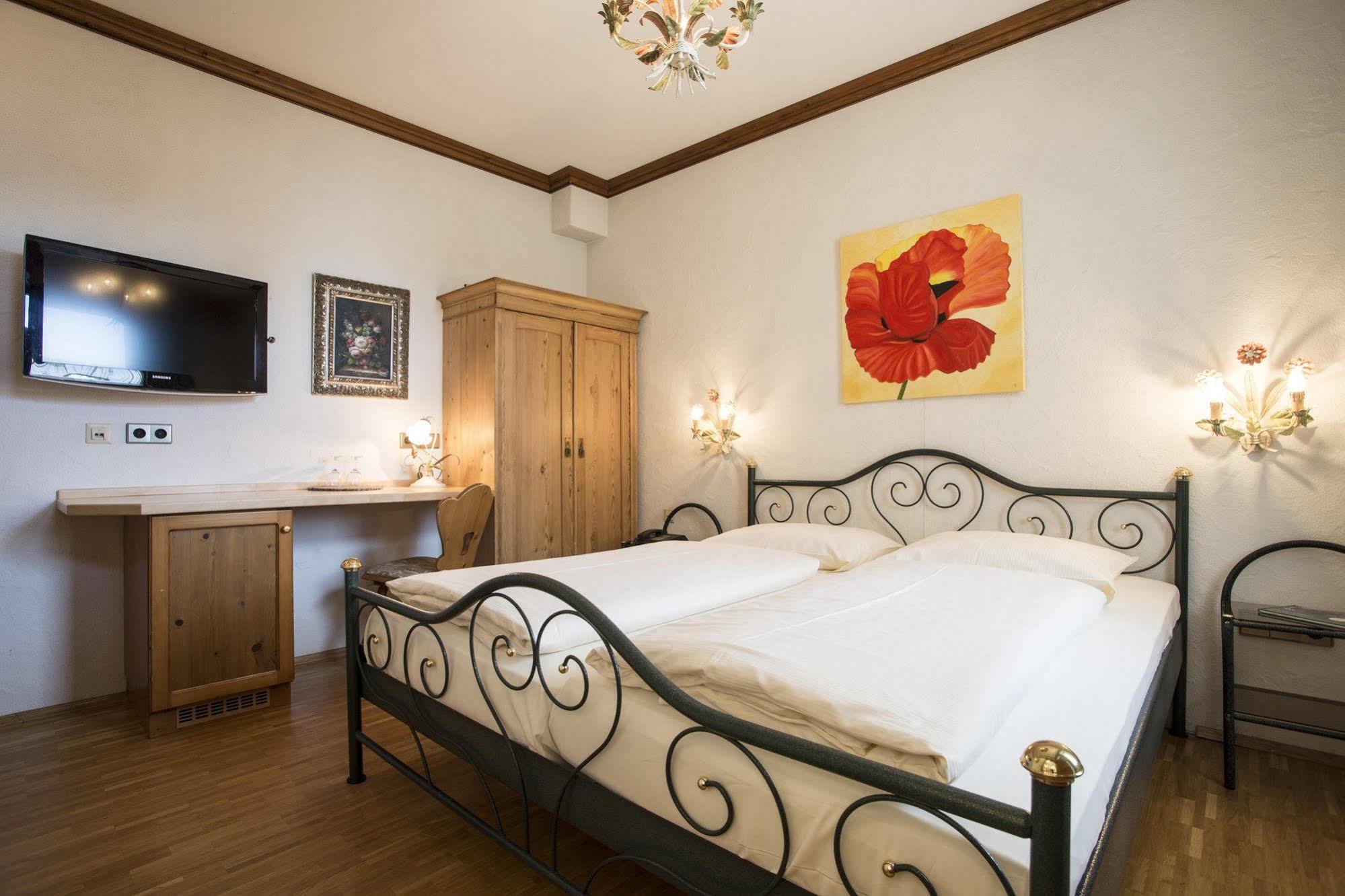 Meiser Rosenstuben Hotel Fichtenau Buitenkant foto