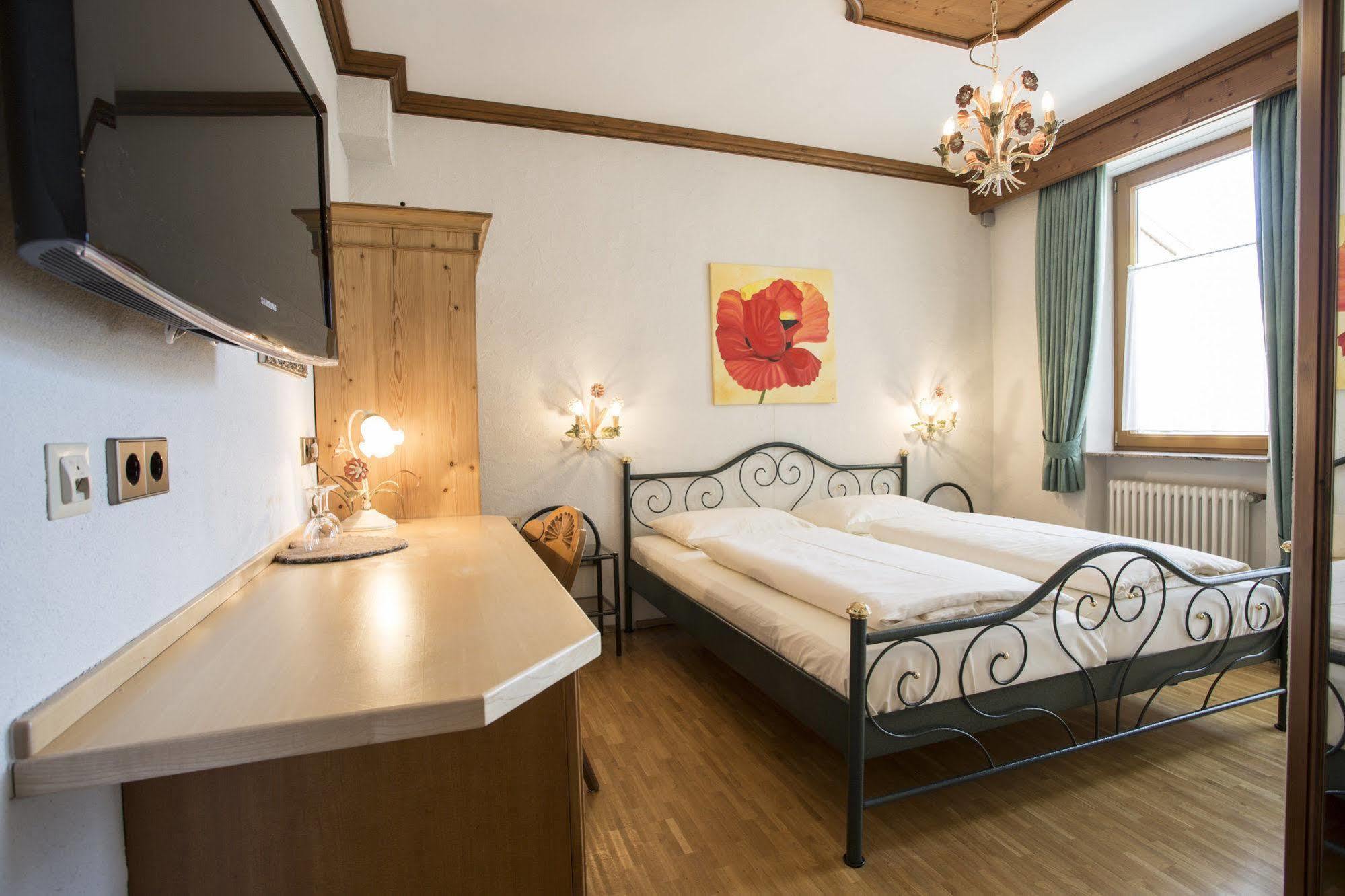 Meiser Rosenstuben Hotel Fichtenau Buitenkant foto